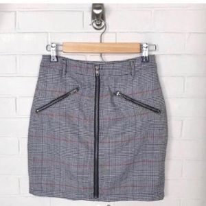 LF / SEEK Plaid Mini Skirt with Zippers
